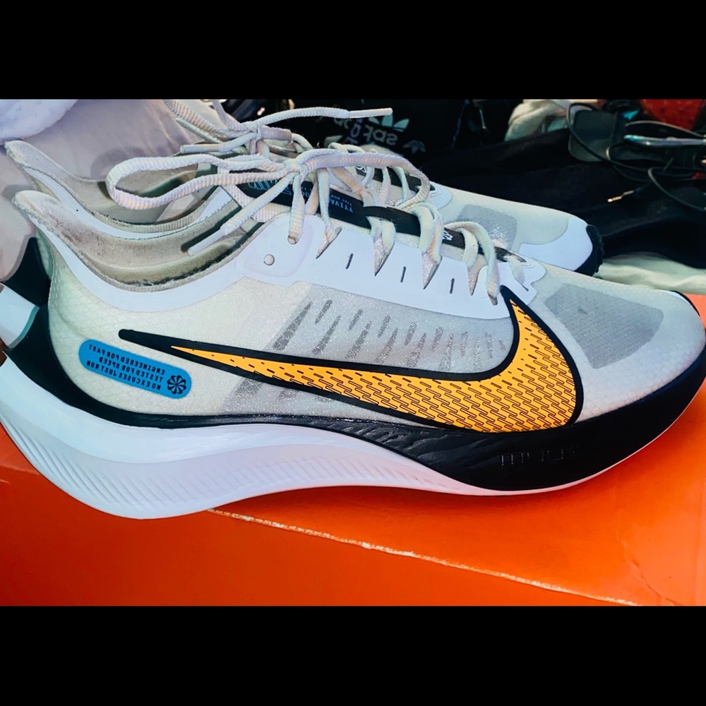 Nike zoom gravity trail shoes